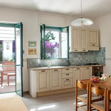 Casa Il Mirto Feriehus Santa Cesarea Terme